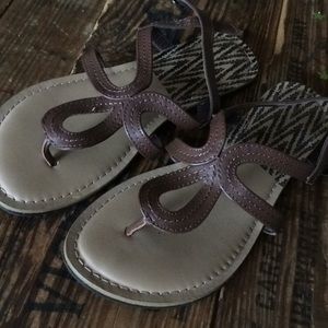 10/$13! Brown strappy sandals